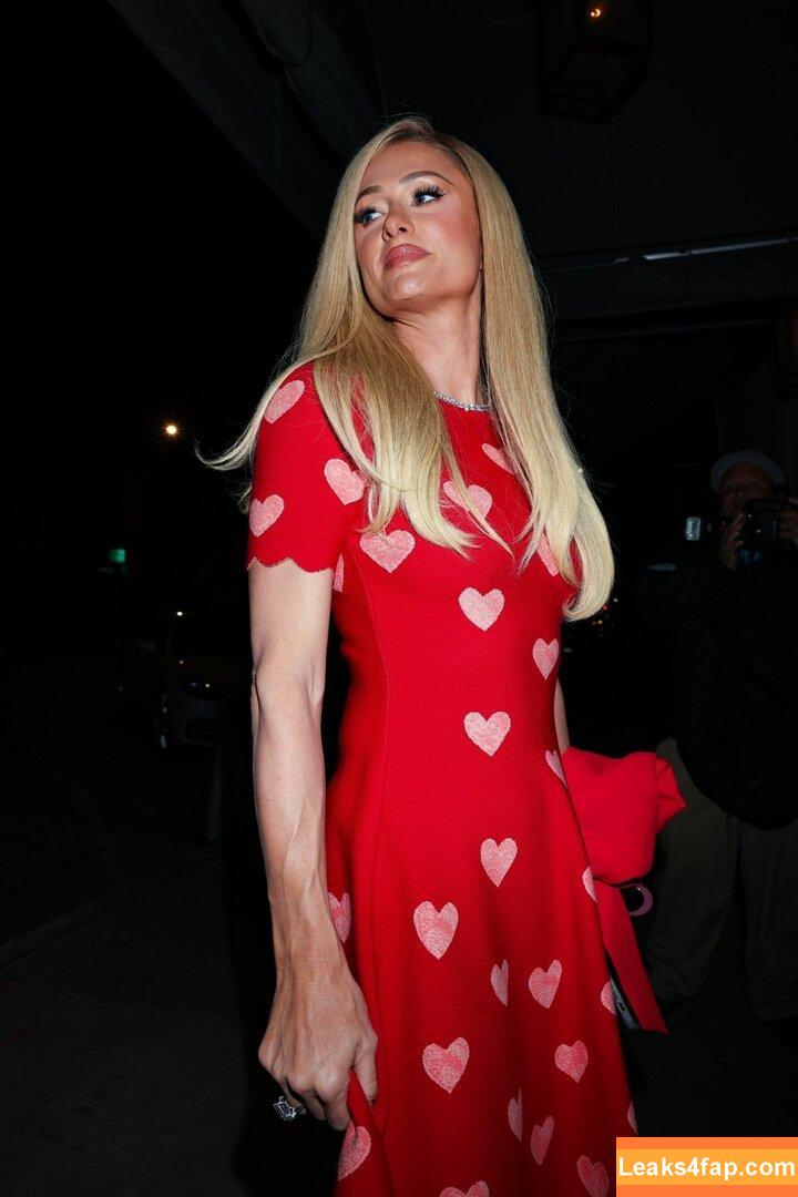 Paris Hilton / https: / parishilton leaked photo photo #0084