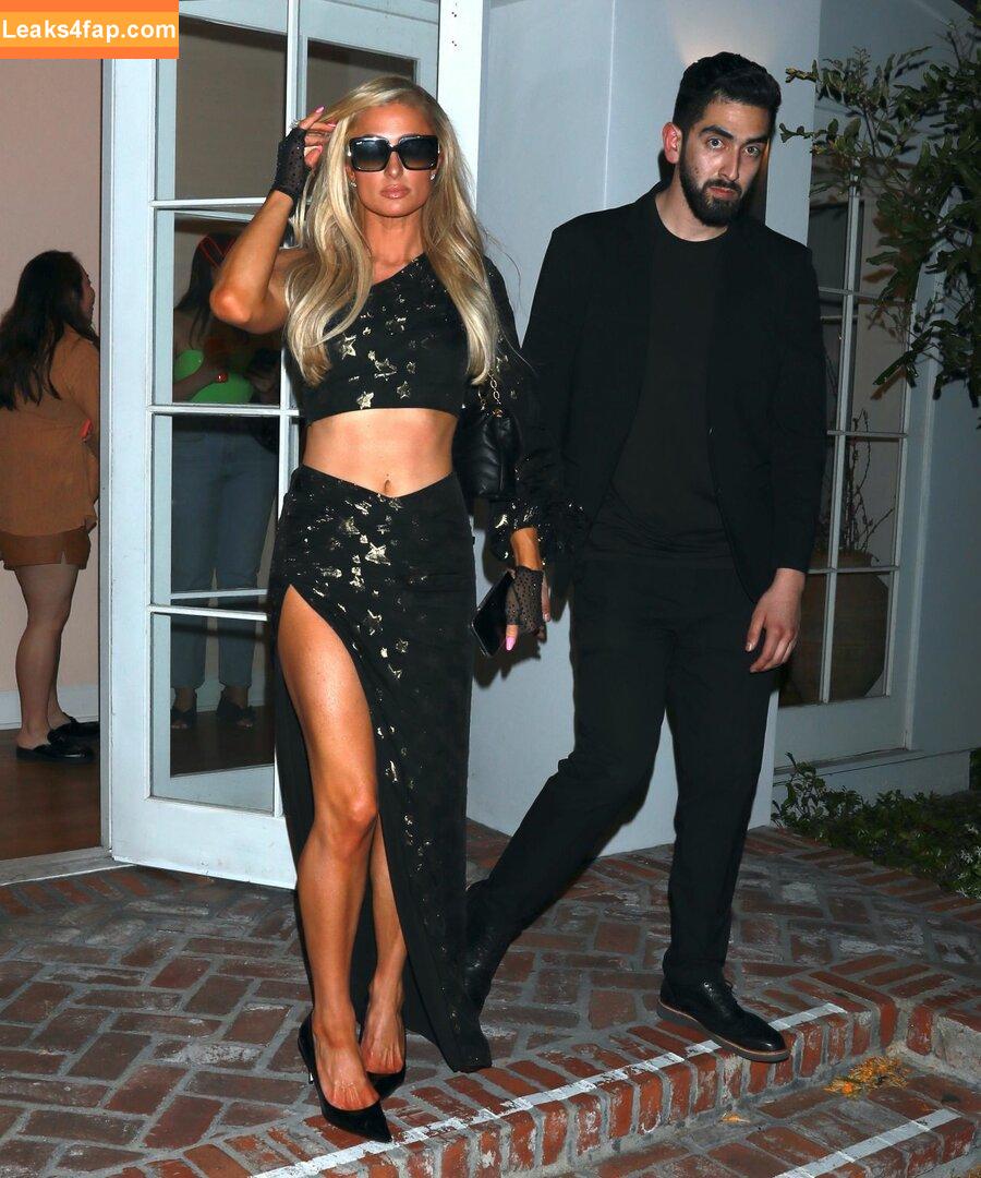 Paris Hilton / https: / parishilton leaked photo photo #0120