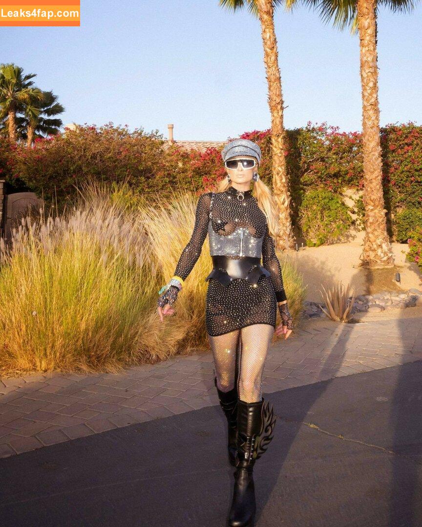 Paris Hilton / https: / parishilton leaked photo photo #0124