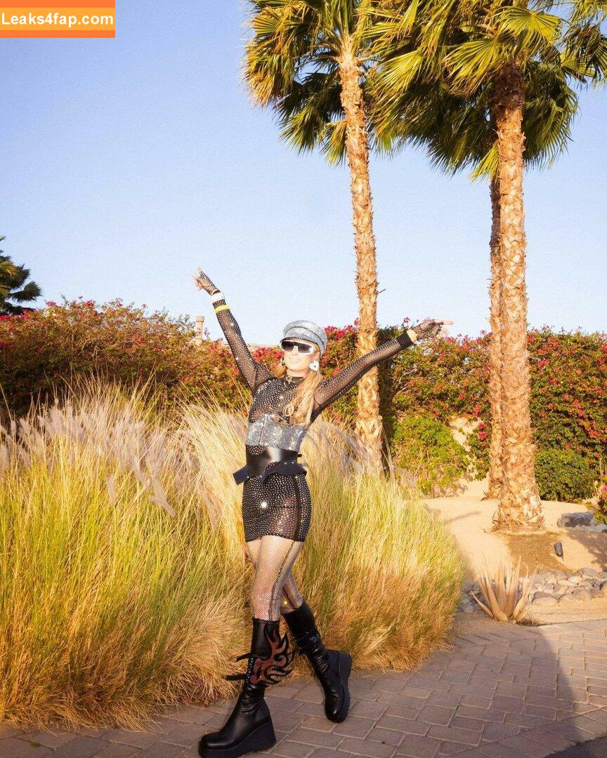 Paris Hilton / https: / parishilton leaked photo photo #0125