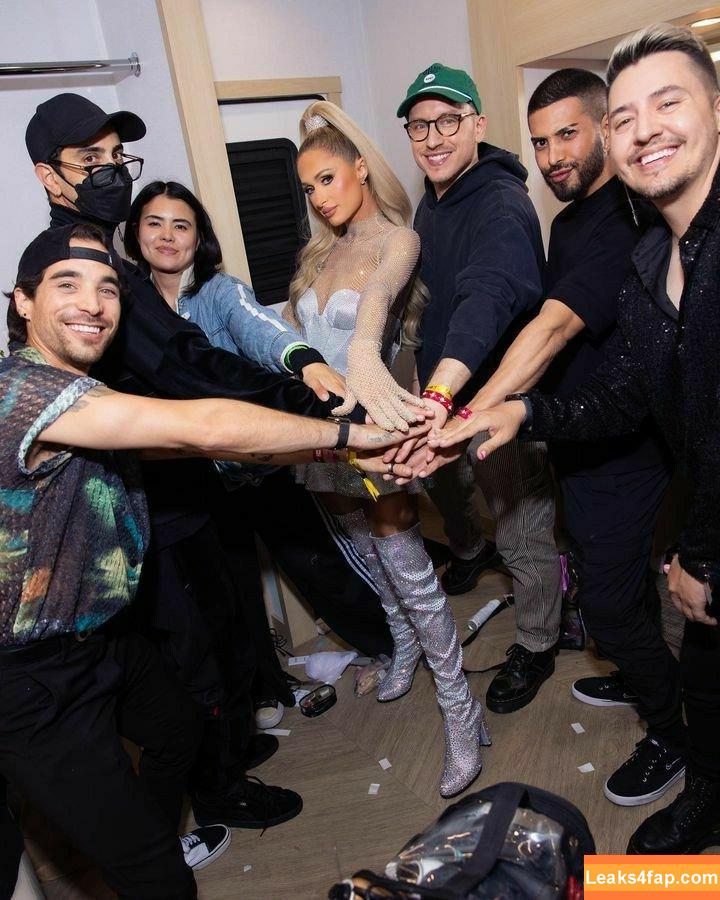 Paris Hilton / https: / parishilton leaked photo photo #0139