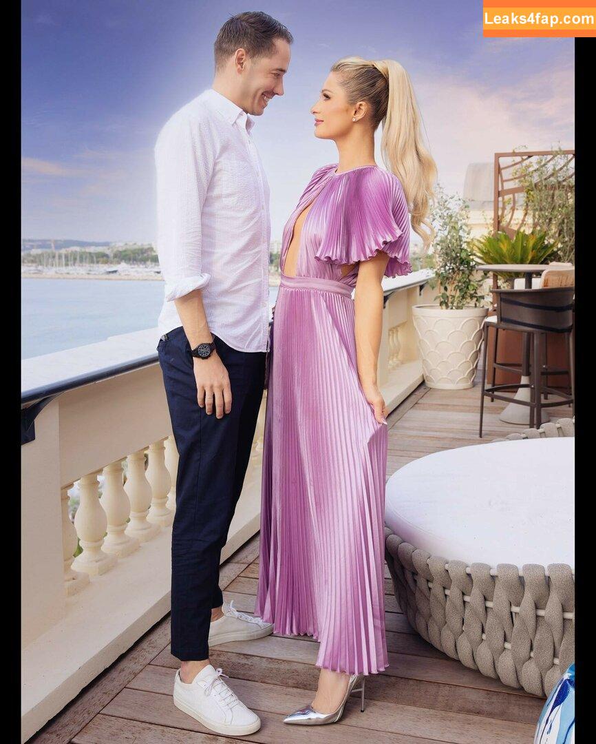 Paris Hilton / https: / parishilton leaked photo photo #0155