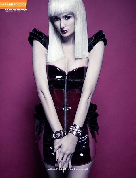 Paris Hilton / https: / parishilton leaked photo photo #0471