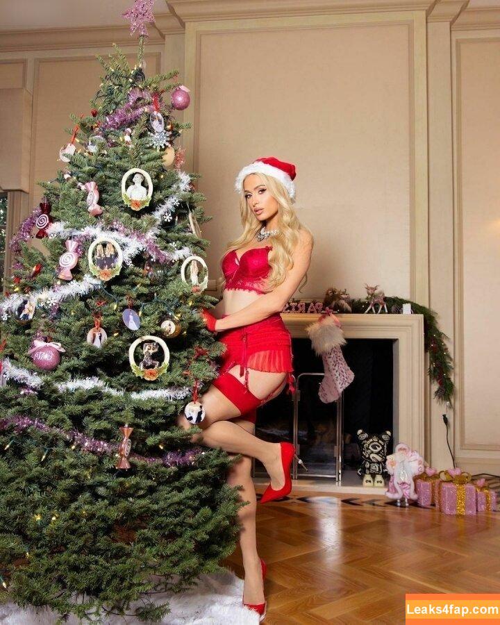 Paris Hilton / https: / parishilton leaked photo photo #0474