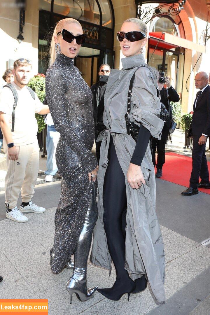 Paris Hilton / https: / parishilton leaked photo photo #0582