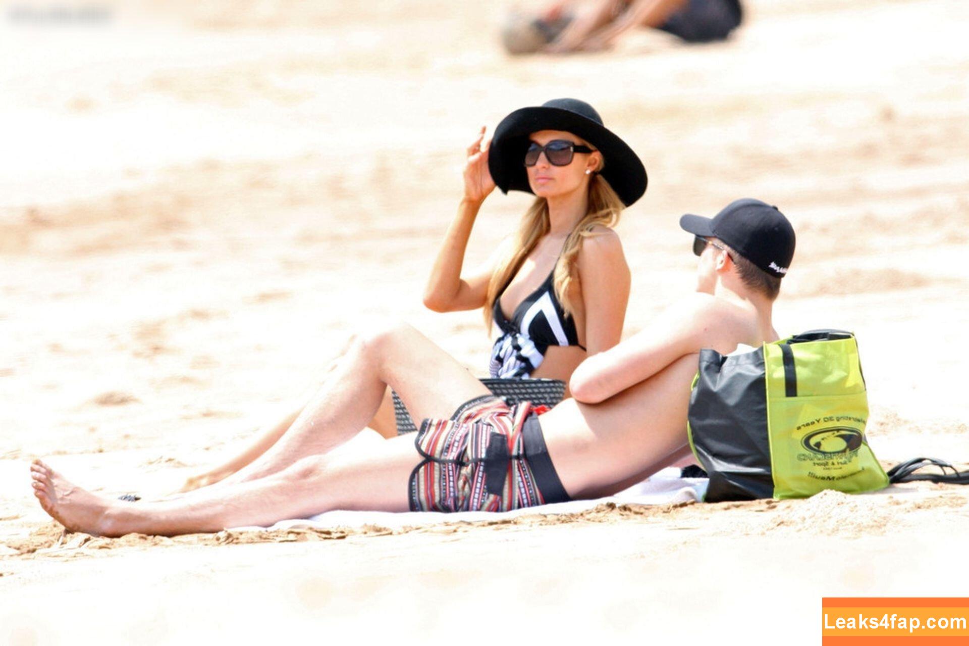 Paris Hilton / https: / parishilton leaked photo photo #0612