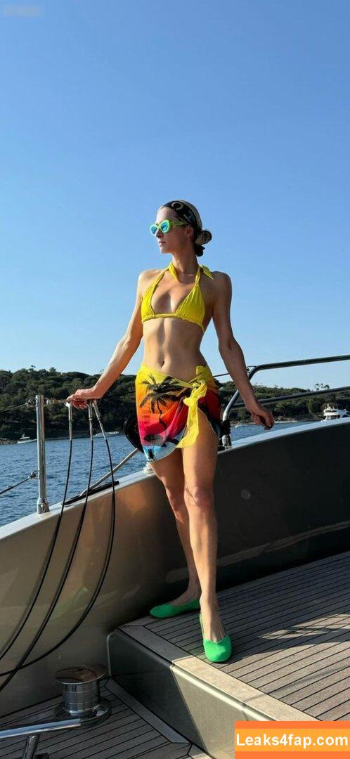 Paris Hilton / parishilton leaked photo photo #0942