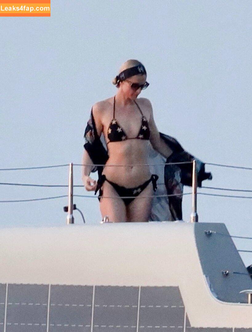 Paris Hilton / parishilton leaked photo photo #0949