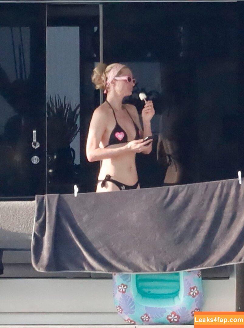 Paris Hilton / parishilton leaked photo photo #0950