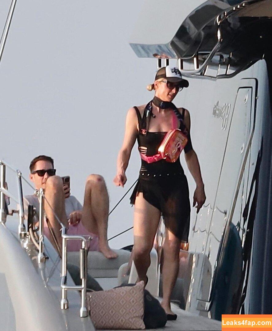 Paris Hilton / parishilton слитое фото фото #0970