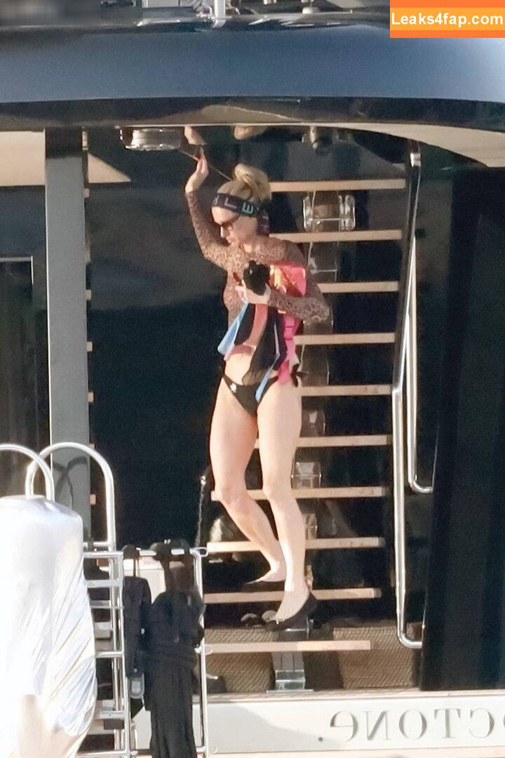 Paris Hilton / parishilton leaked photo photo #0972