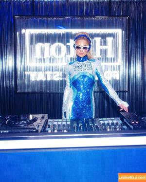 Paris Hilton photo #0212