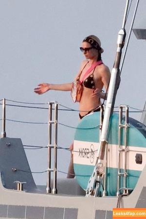 Paris Hilton photo #0976