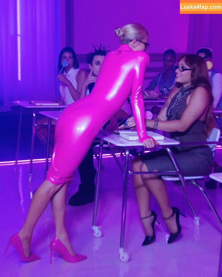 Paris Hilton / parishilton leaked photo photo #1212