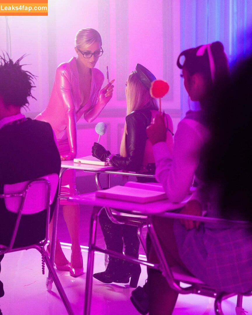 Paris Hilton / parishilton leaked photo photo #1218