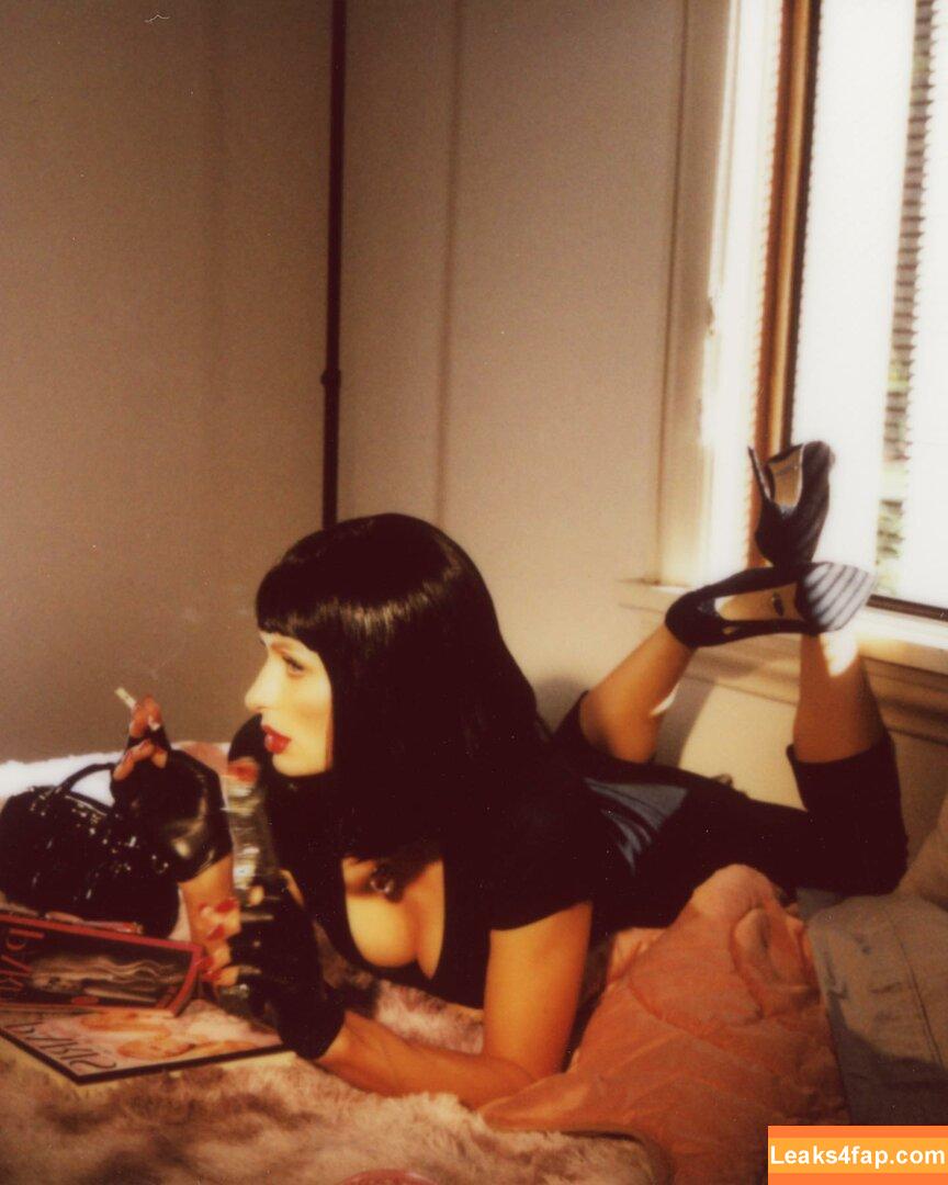 Paris Hilton / parishilton leaked photo photo #1375