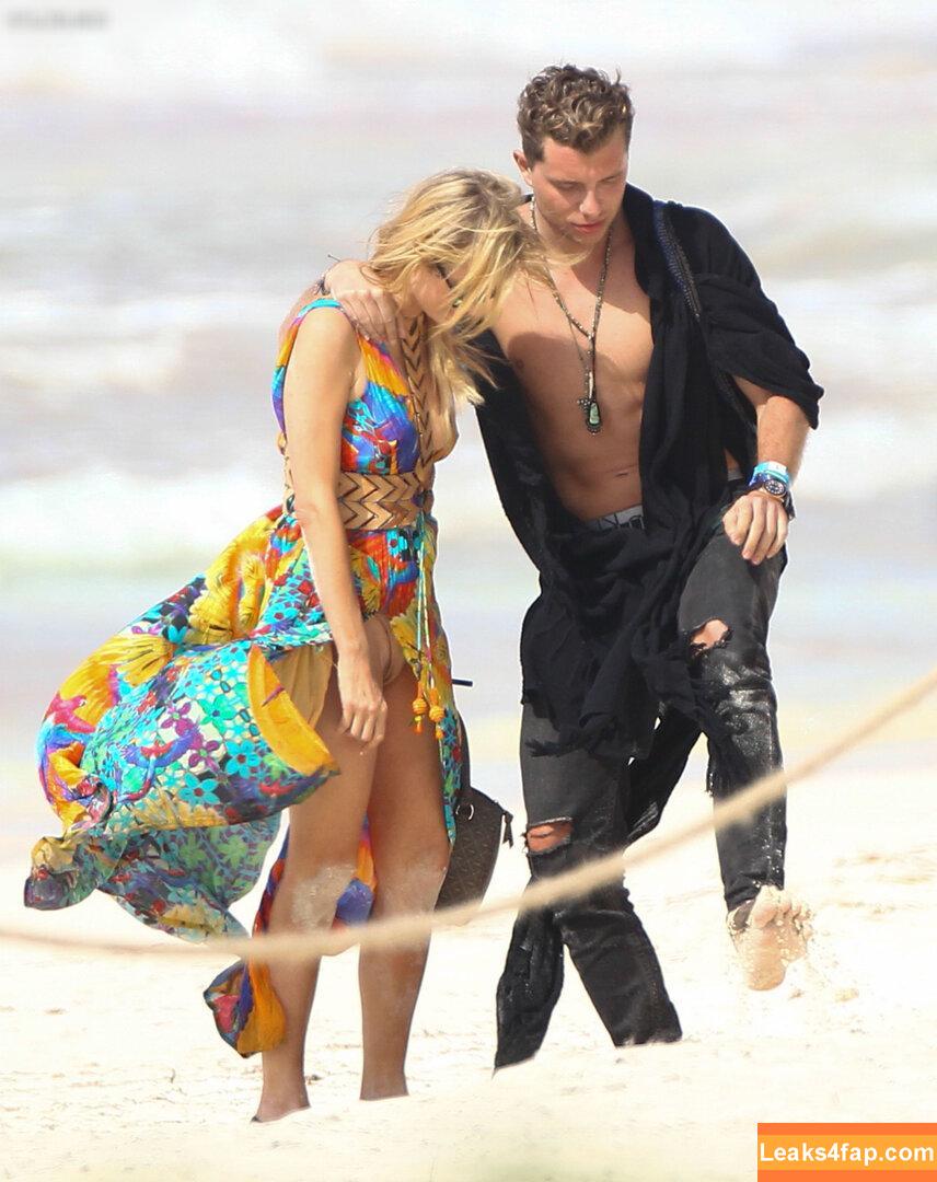 Paris Hilton / parishilton leaked photo photo #1627
