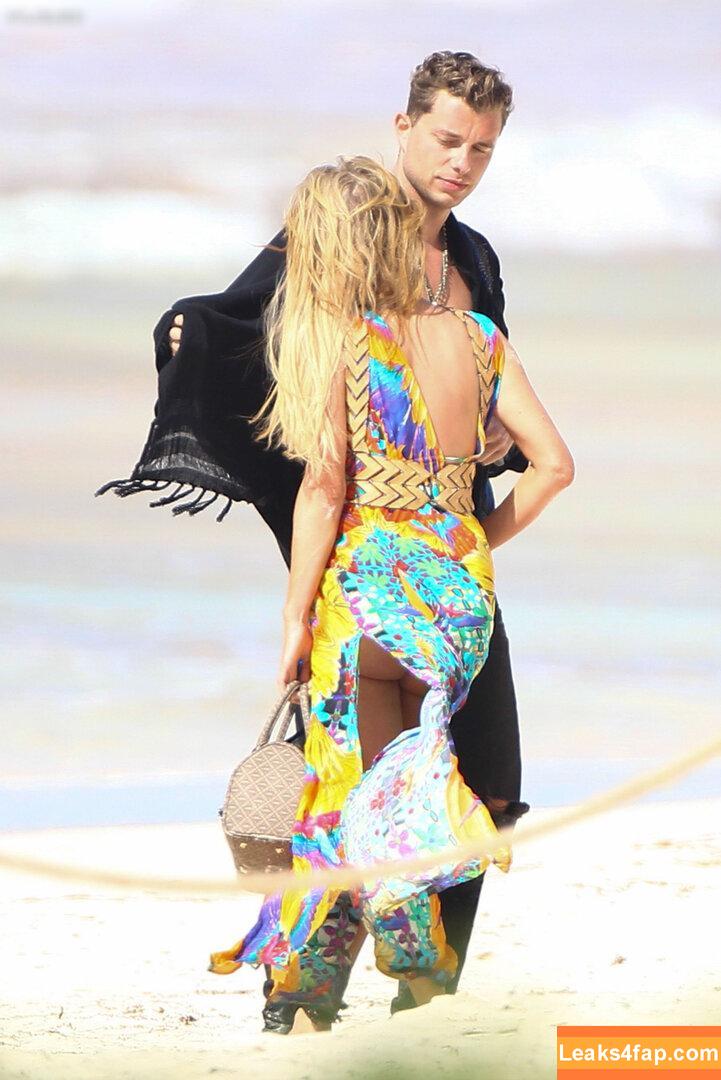 Paris Hilton / parishilton leaked photo photo #1634