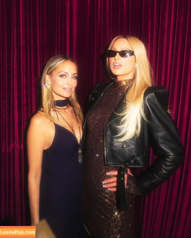 Paris Hilton / parishilton слитое фото фото #1938