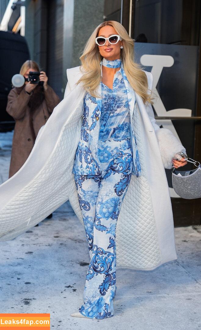 Paris Hilton / https: / parishilton leaked photo photo #1963