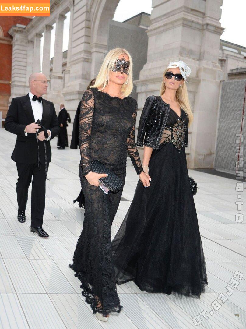 Paris Hilton / https: / parishilton leaked photo photo #1987