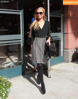 Paris Hilton photo #1321
