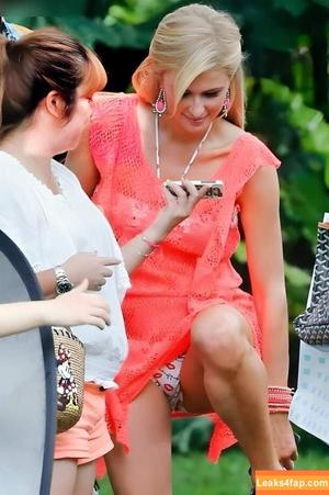Paris Hilton photo #1345