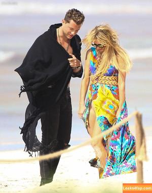 Paris Hilton photo #1624