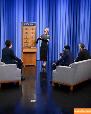 Paris Hilton photo #1954