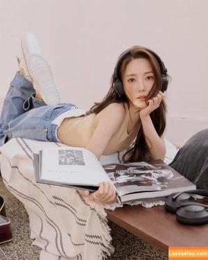 Park Min Young photo #0006