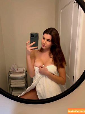 Parker Lee photo #0011