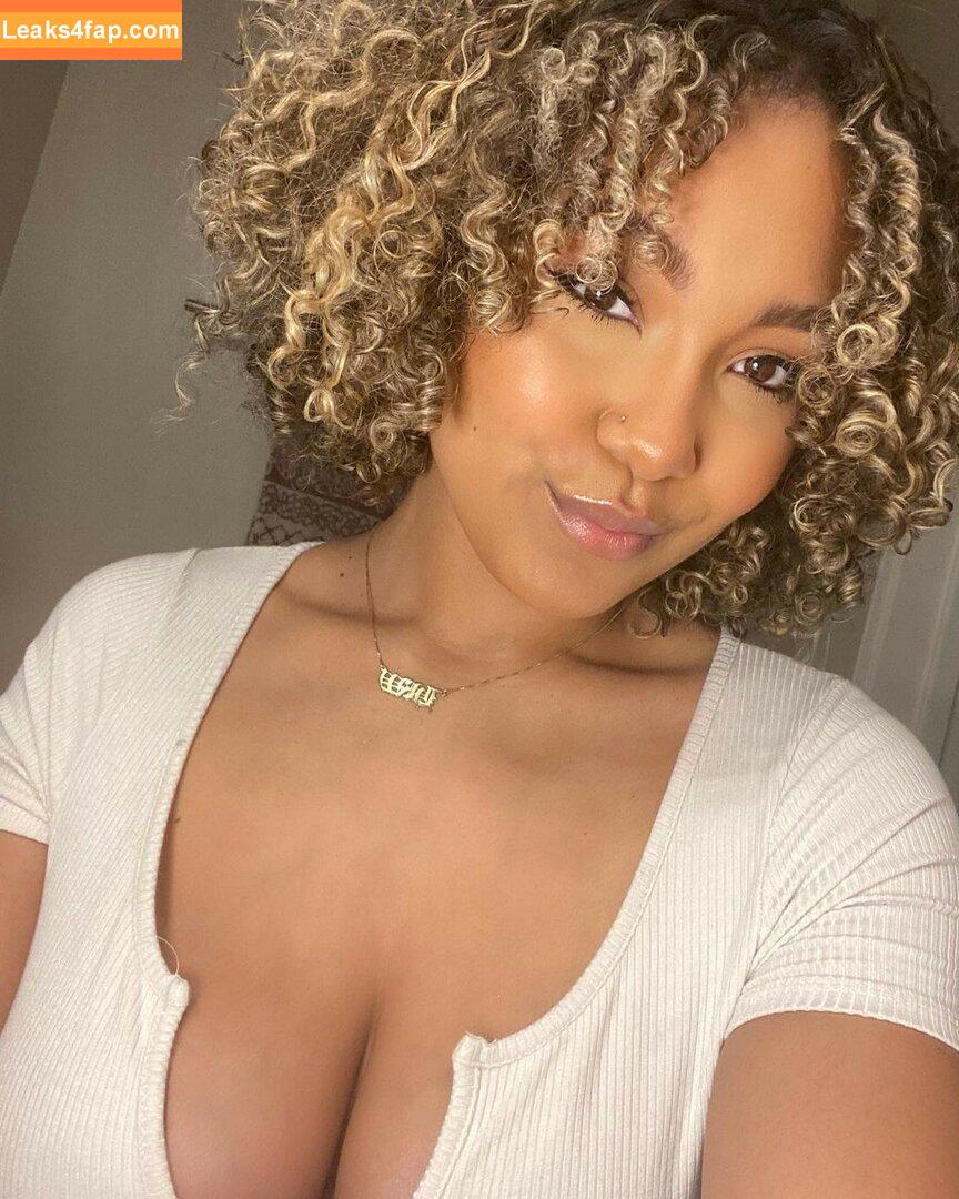 Parker McKenna Posey / parkermckennaaa leaked photo photo #0050