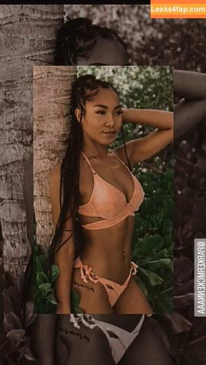 Parker McKenna Posey photo #0149