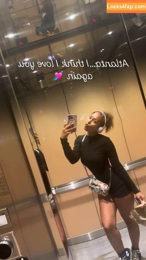 Parker McKenna Posey photo #0252