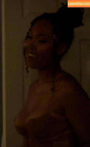 Parker McKenna Posey photo #0307