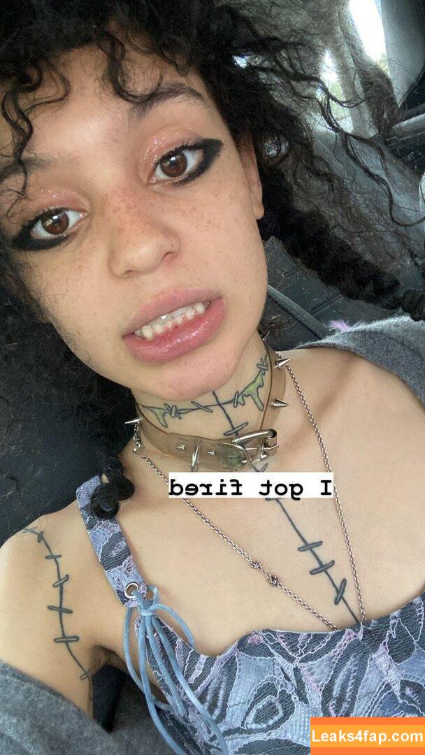 Pastelvamplet / ffishbrains / mehlanie / mehlanie_e leaked photo photo #0019