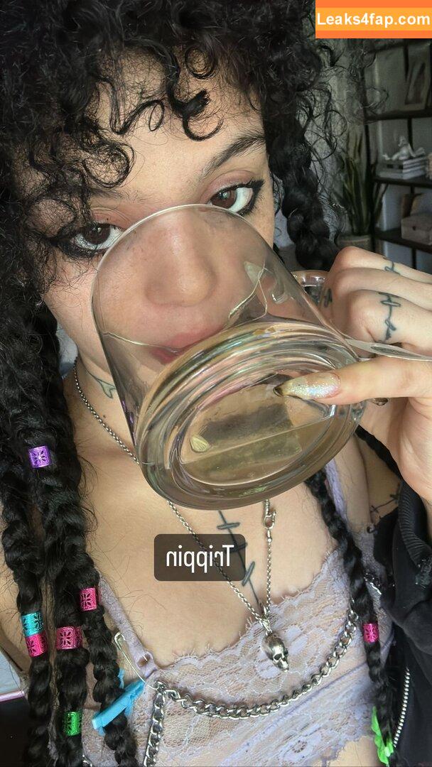 Pastelvamplet / ffishbrains / mehlanie / mehlanie_e leaked photo photo #0023