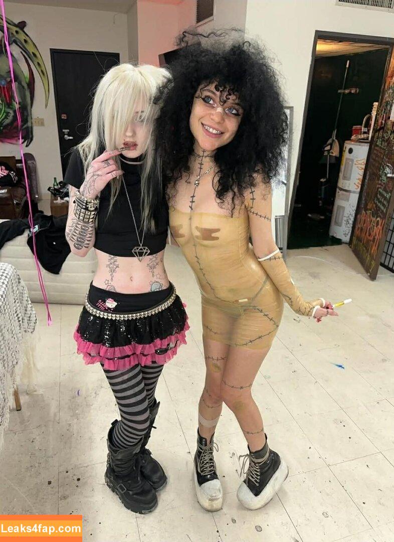 Pastelvamplet / ffishbrains / mehlanie / mehlanie_e leaked photo photo #0033