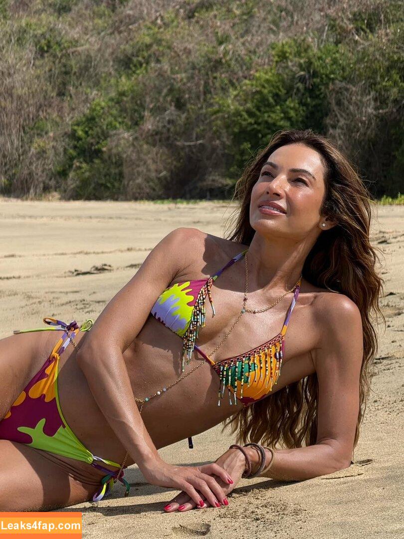 Patrícia Poeta / patriciapoeta слитое фото фото #0161