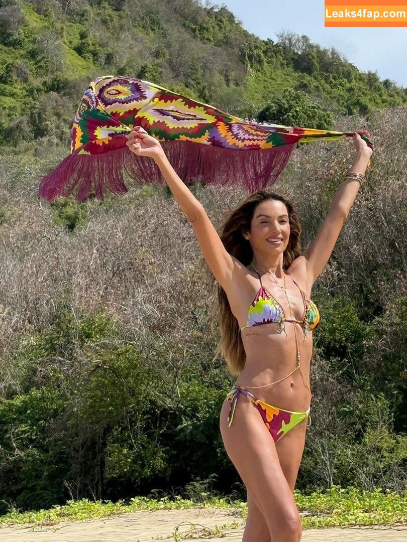 Patrícia Poeta / patriciapoeta слитое фото фото #0162