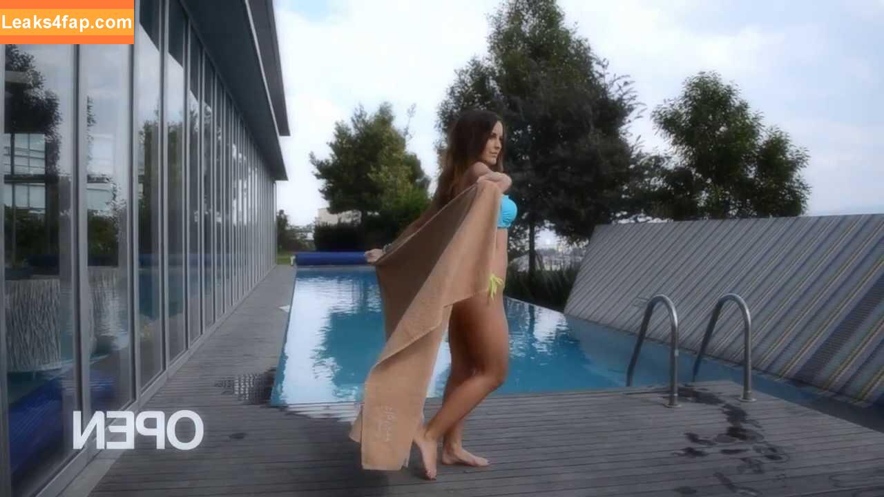 Patty De La Cerda /  leaked photo photo #0001
