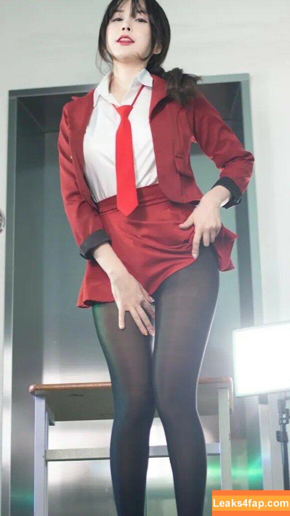 Paula Bulczynska / SPRING STUDIO 봄 / kpop.studio.bom / studiobom слитое фото фото #0325