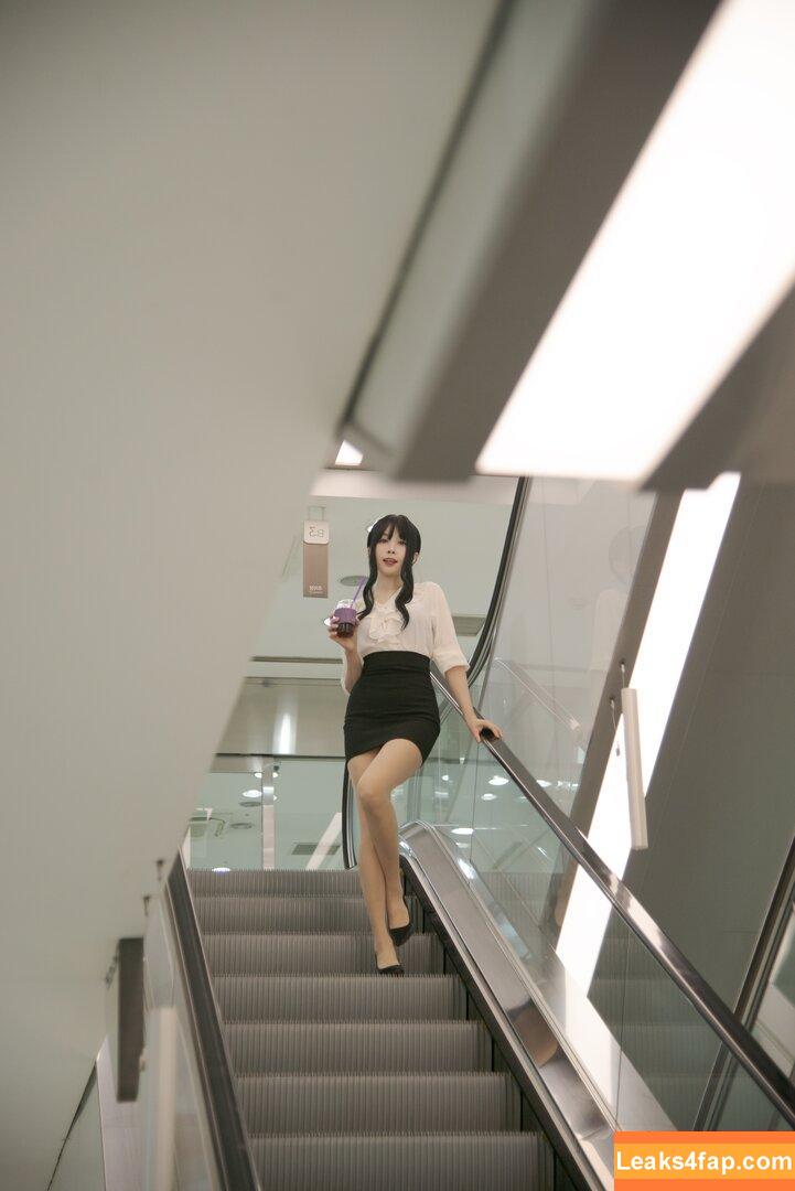 Paula Bulczynska / SPRING STUDIO 봄 / kpop.studio.bom / studiobom leaked photo photo #0328