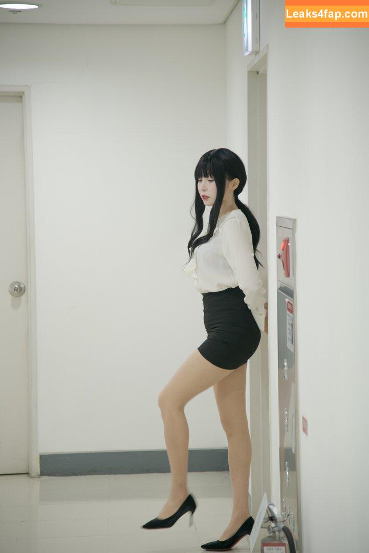 Paula Bulczynska / SPRING STUDIO 봄 / kpop.studio.bom / studiobom leaked photo photo #0334