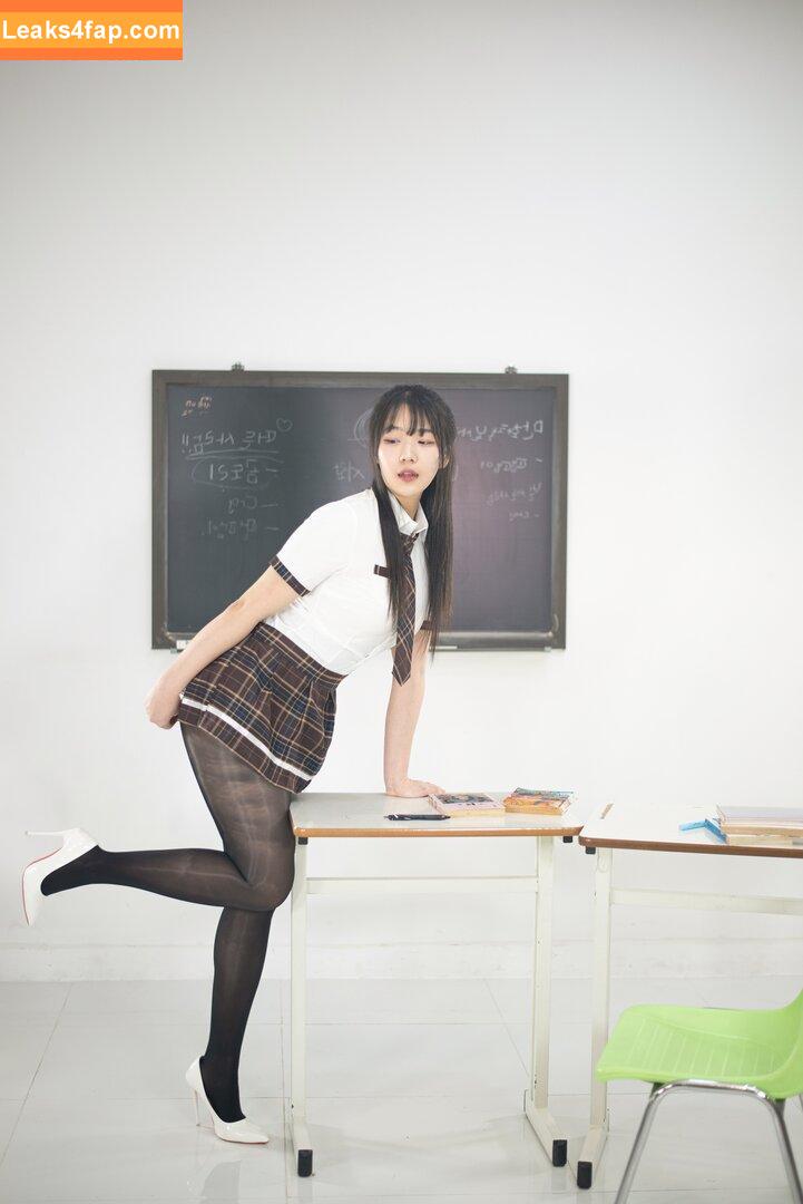 Paula Bulczynska / SPRING STUDIO 봄 / kpop.studio.bom / studiobom leaked photo photo #0370