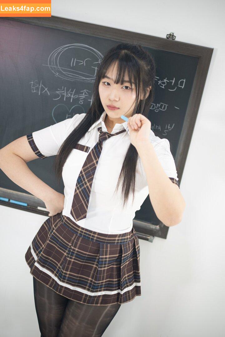 Paula Bulczynska / SPRING STUDIO 봄 / kpop.studio.bom / studiobom leaked photo photo #0378