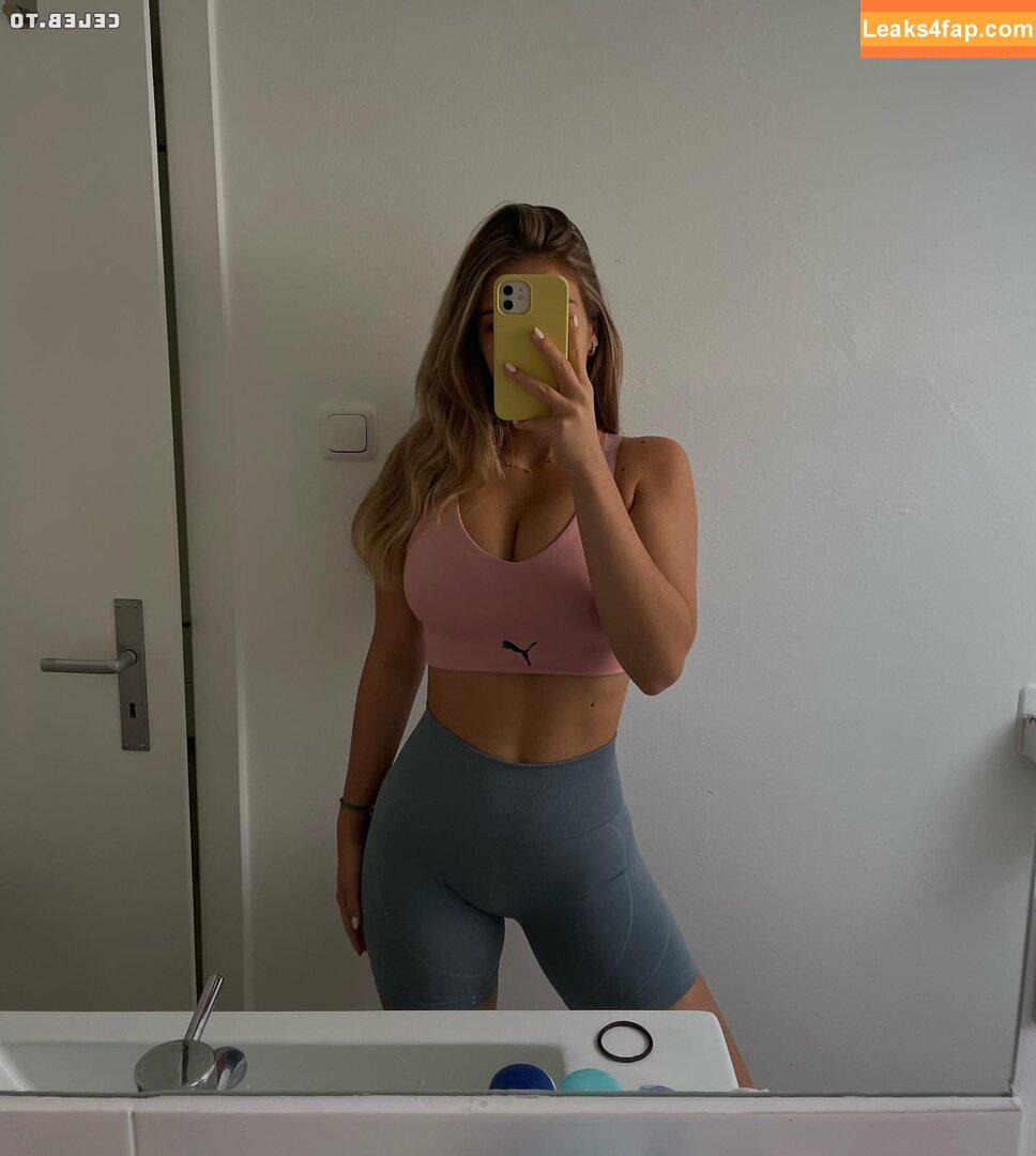 Paula Doeringer / mrs_black_cbr leaked photo photo #0008