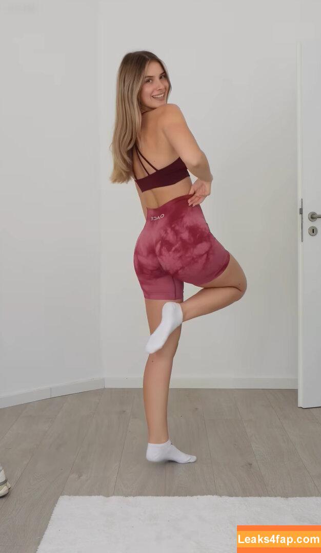 Paula Doeringer / mrs_black_cbr leaked photo photo #0110