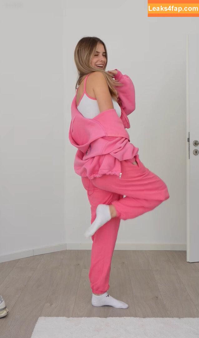 Paula Doeringer / mrs_black_cbr leaked photo photo #0112