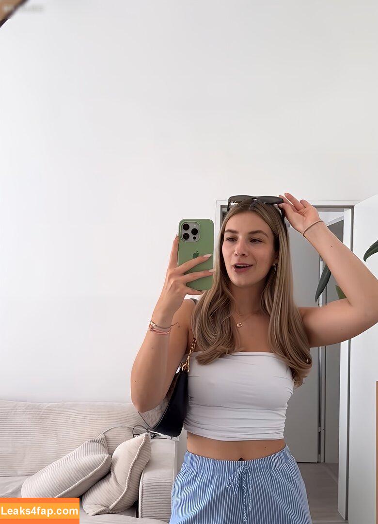 Paula Doeringer / mrs_black_cbr leaked photo photo #0207